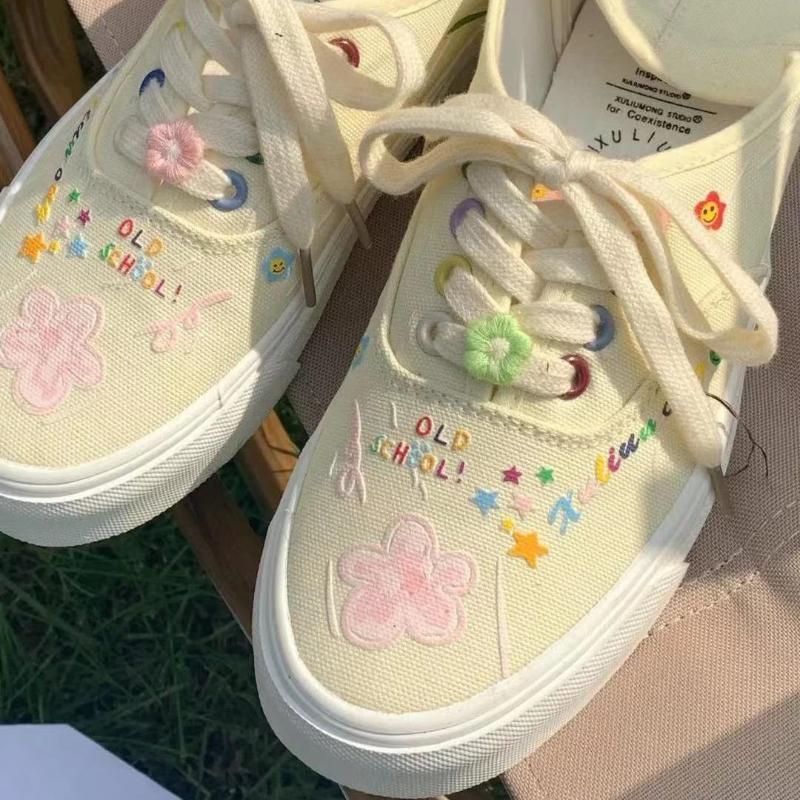 

Женская обувь Low Kawaii Lace Up Женская обувь Canvas Cute Light Shoes Стильная акция A Offer Price Лето 2024 Городская 37