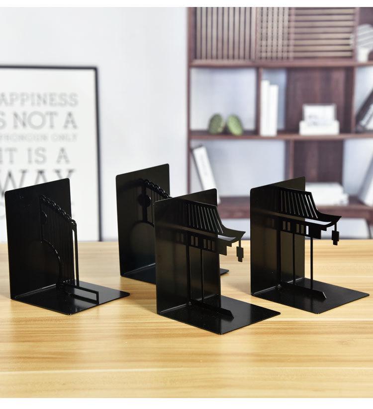 Chinese Style Ancient Architecture Metal Bookends: Decorative Desktop Ornaments and Book Support Clips