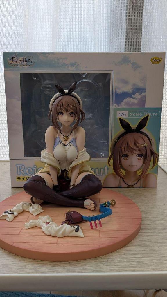 [USED] Phat Company Liza Figure