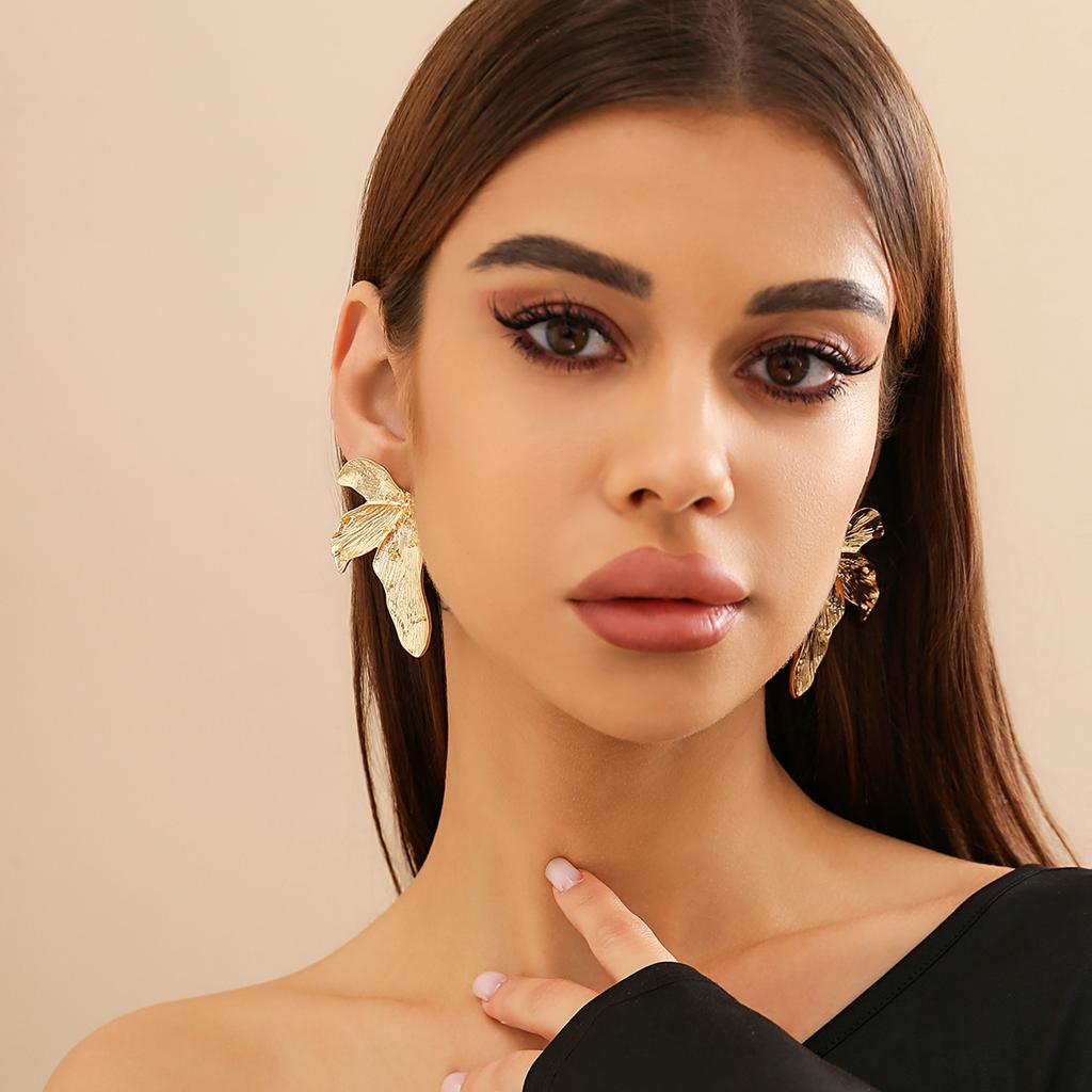 IngeSight.Z Vintage Metal Geometric Leaf Stud Earrings for Women Punk Exaggerated Gold Color Earrings Party Jewelry Gifts