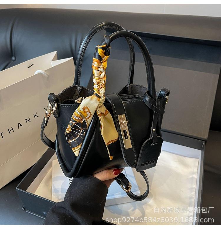

Fashion silk scarf handbag basket bag vintage small bag bag women s 2025 new versatile crossbody bag commuter shoulder bag