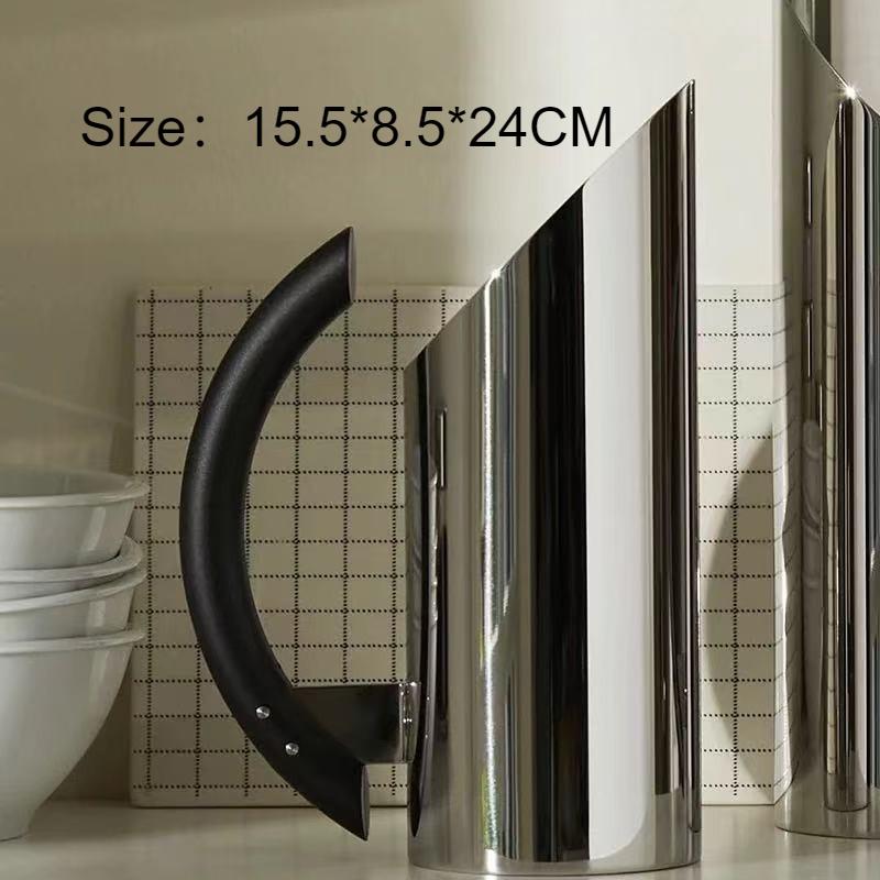 

Creative Kettle Figurines Modern Luxury Art Stainless Steel Ornament Miniature Aesthetic Accessories Home Table Decorations