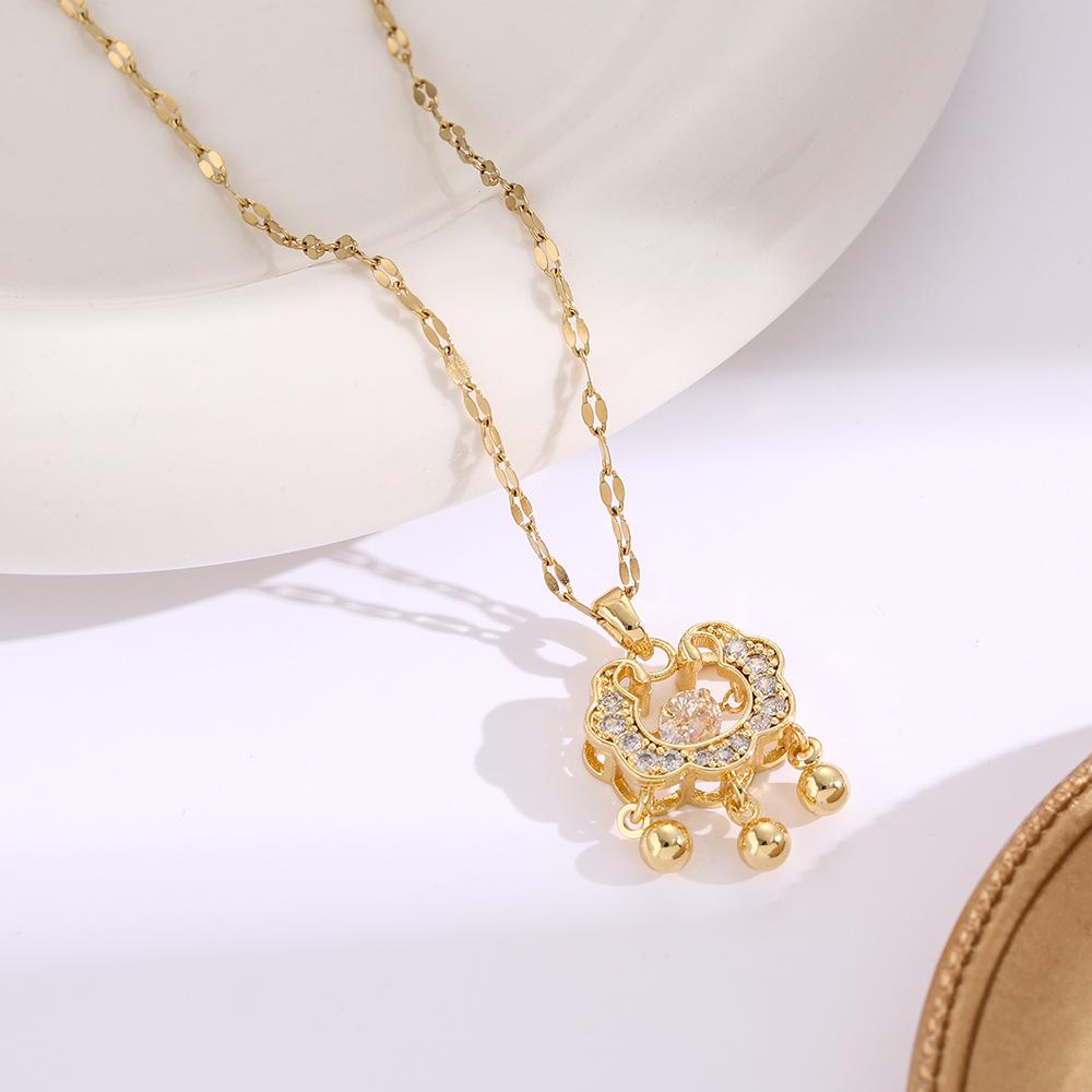 Hochwertige Damen Halskette aus Titanstahl mit vierblättrigem Kleeblatt - Nicht verblassend, vielseitige Schlüsselbeinkette