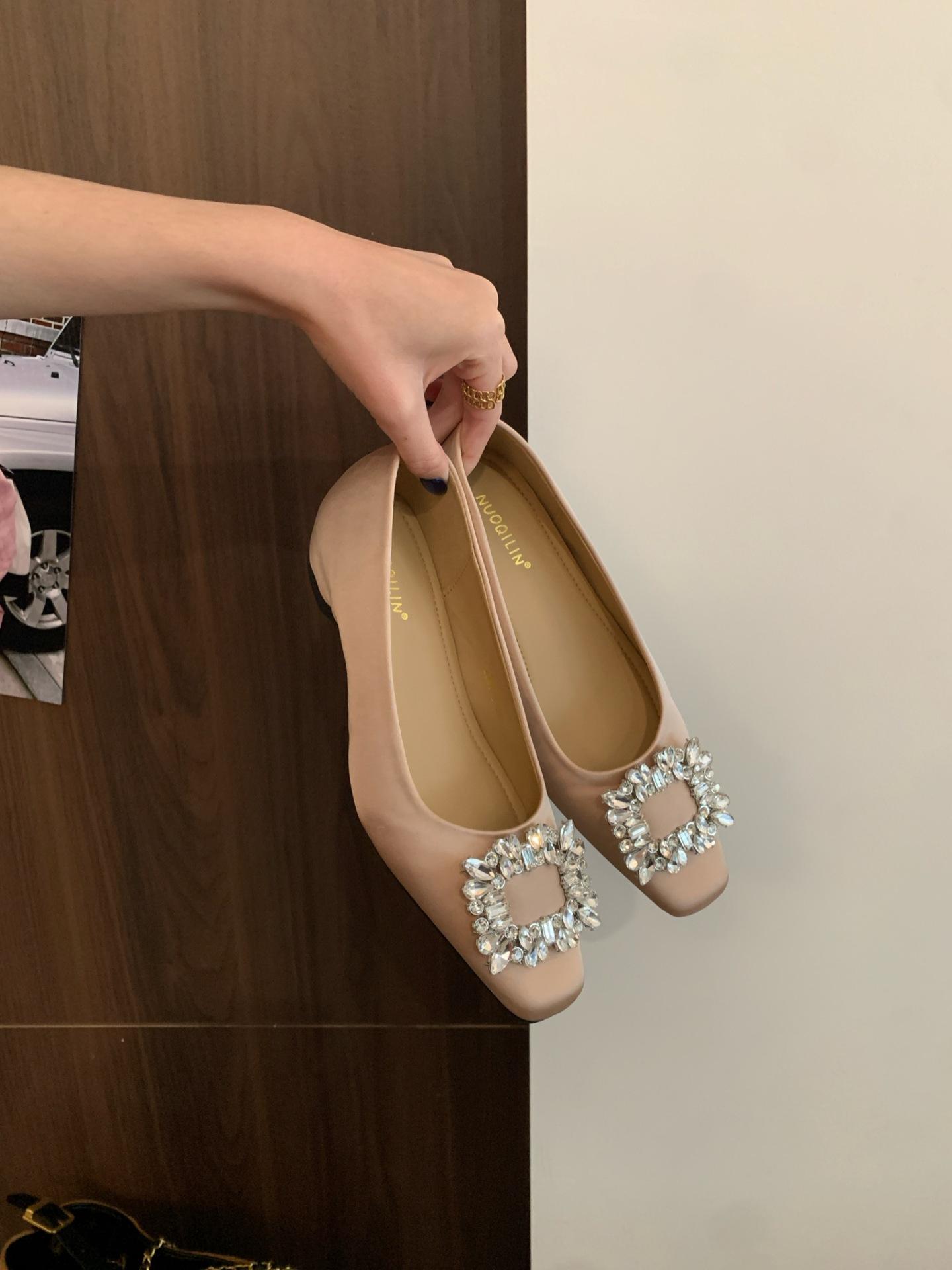 Women s Platform Bowknot Rhinestone French Style Soft Style Pumps - Fashionable Footwear 35