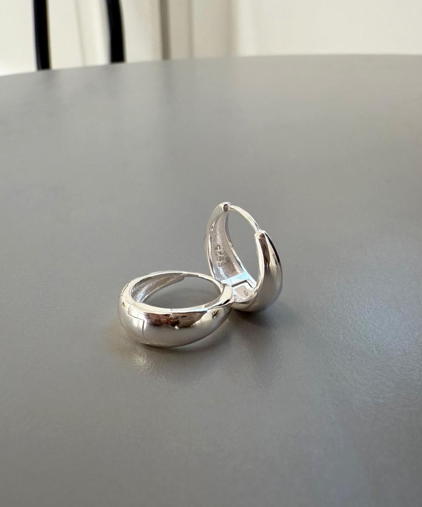 Baradu [Baradu 925] Essential Over Hoop Earrings