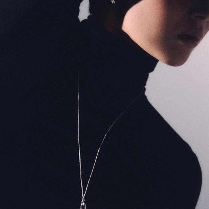 

Hustad 237 Flower ball Necklace _ 925 silver flower ball necklace ONE