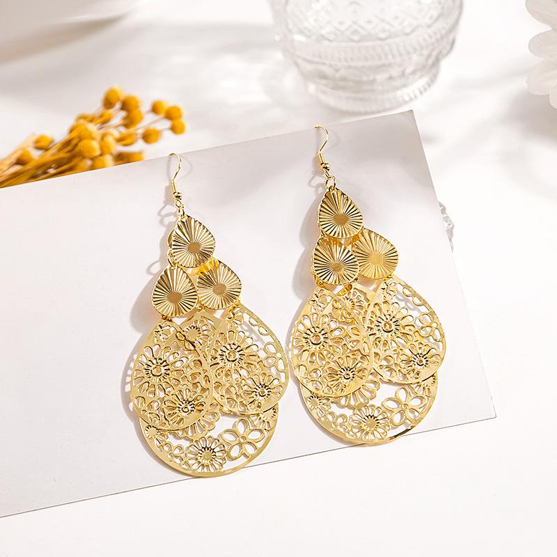 Hollow Metal Multi-Layer Leaf Earrings, Retro Ethnic Feng Shui Drop Disc Geometric Fringed Earrings