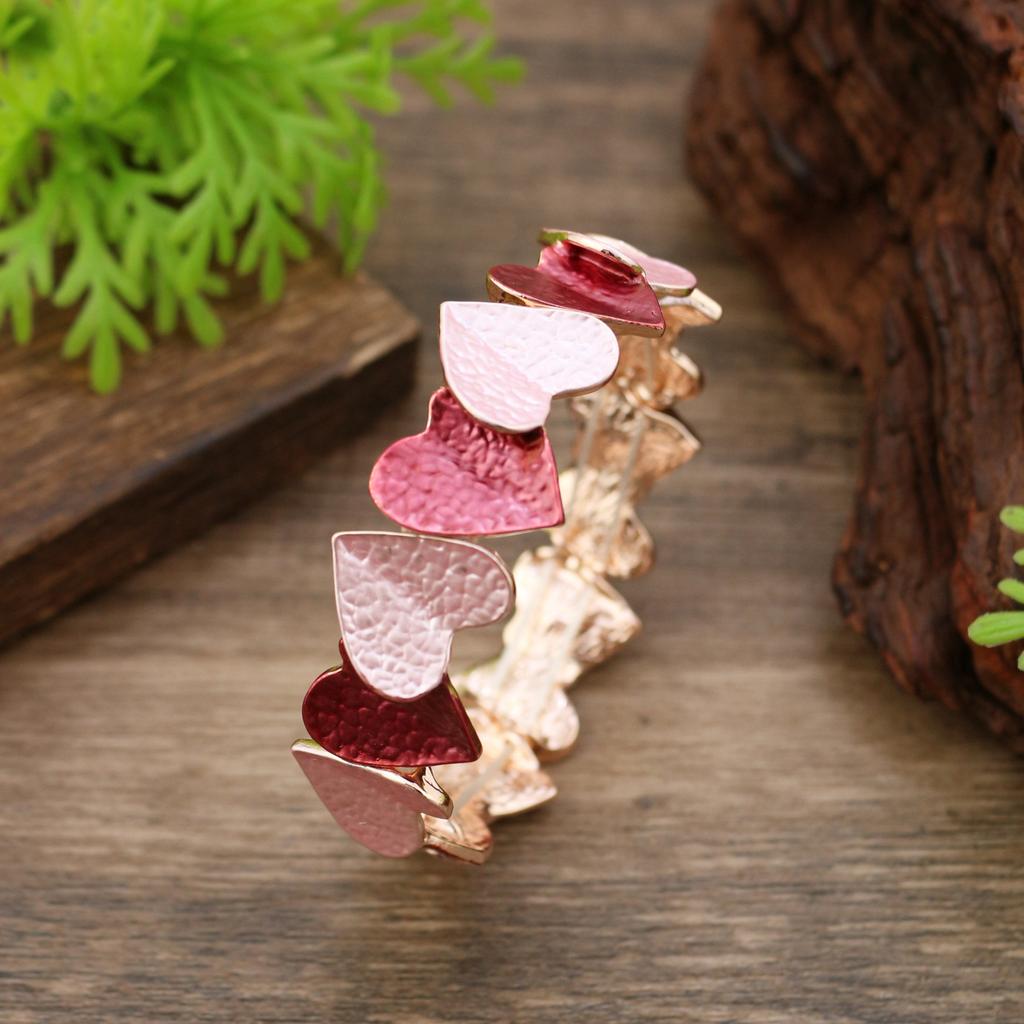 Neues Emaille-Liebe-Elastikarmband, Valentinstag herzförmiges High-End-Damenarmband Geschenk