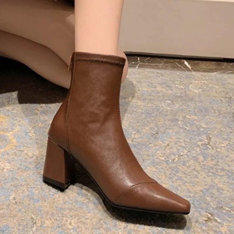 Fashion Women Vintage Ankle Boots Thick Heels Short Boot New Fashion Pointed Toe Zipper Winter Women's Shoes Leather Brown Short Booties