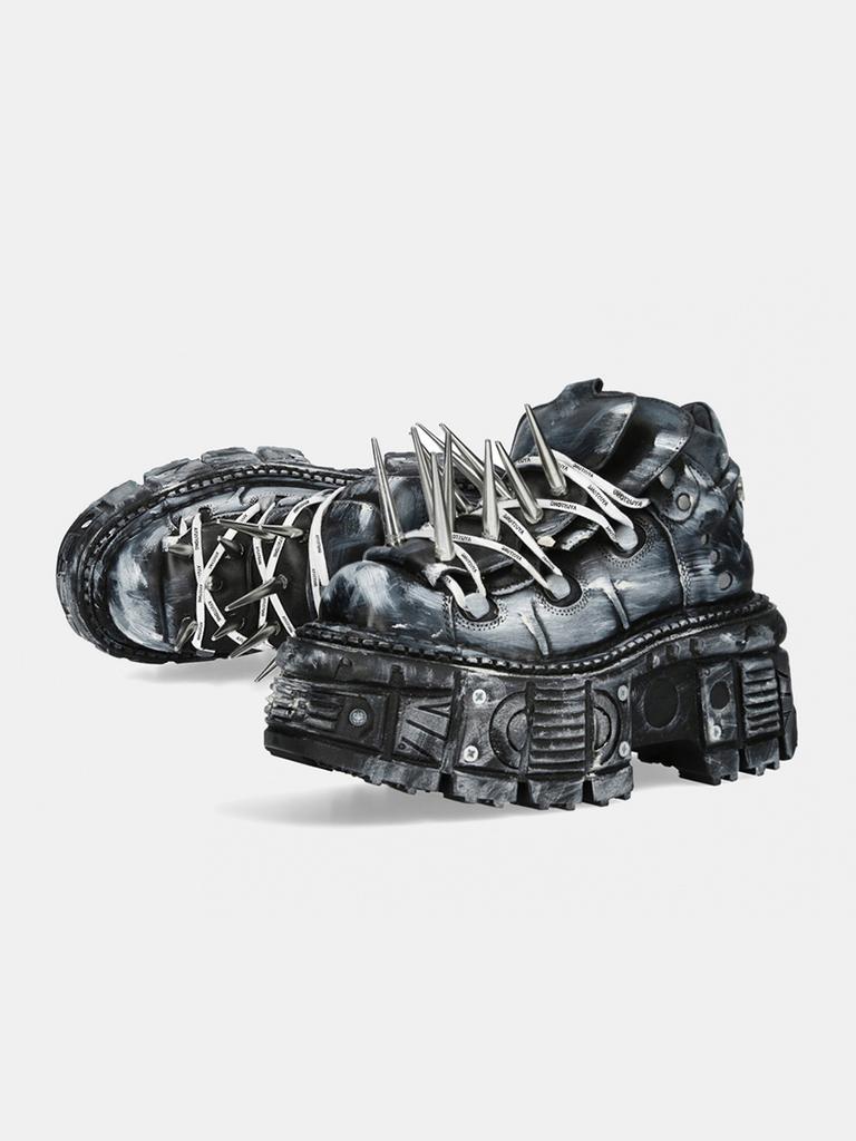 Spanish Dark Tank Platform Punk Rock Heightened Muffin Metal Spikes Men's and Women's Fried Street Dad Shoes