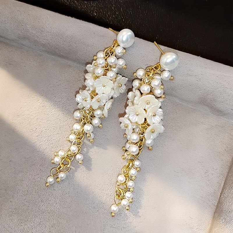 French Floral Pearl Tassel Earrings: Vacation Style, Sweet Temperament, High-End Luxury Jewelry for Women