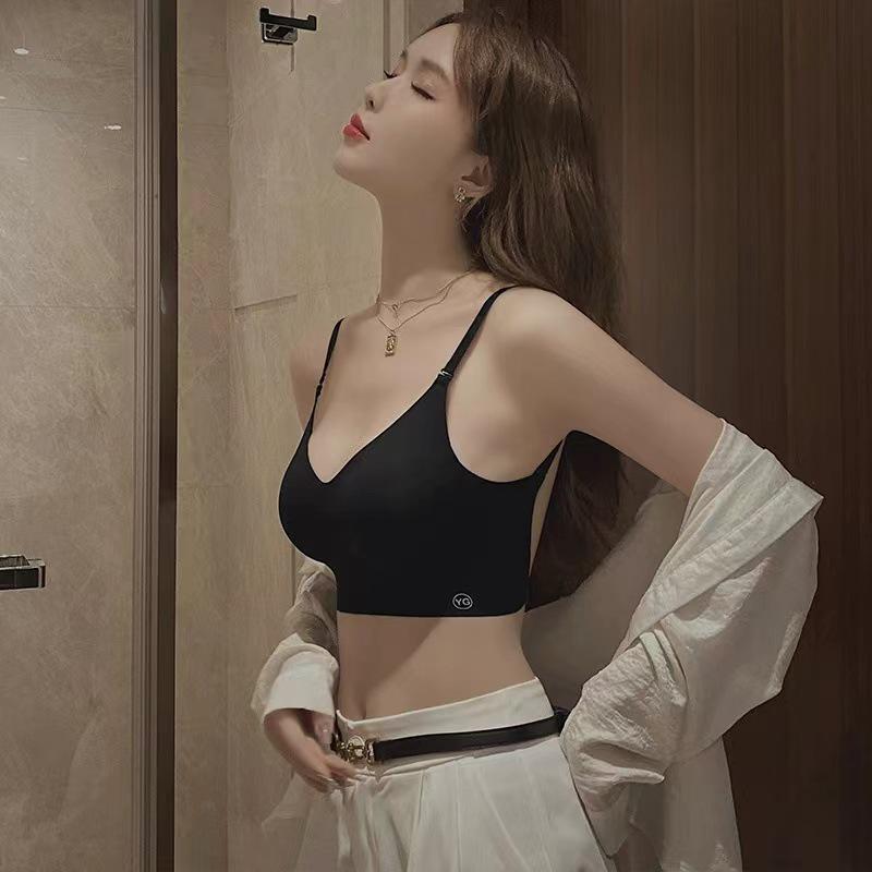 

Seamless U-Shaped Camisole for Women - Invisible, Sexy, and Supportive Bra M