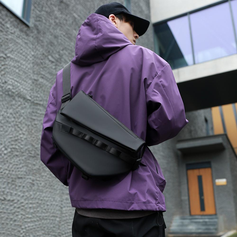 Multifunctional Chest Bag Men's Sports Machine Crossbody Bag Large Capacity Shoulder Bag