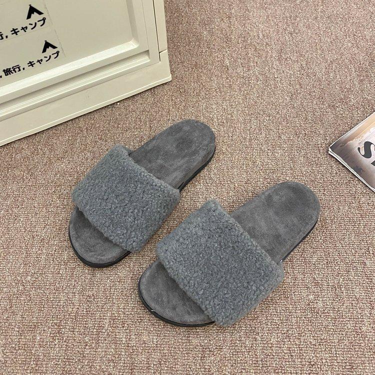 Minimalist style one-word slippers for women to wear in the autumn of 2025, new open-toed fashion and versatile casual hairy drag women