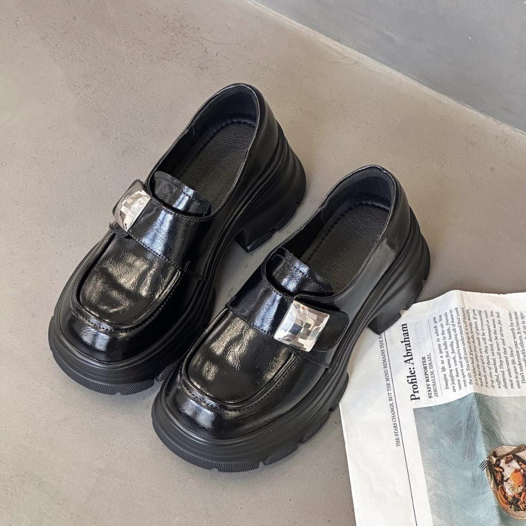 Loafers women's 2025 new fashion versatile thick sole heightening lightweight soft sole lace-up niche single shoes small leather shoes