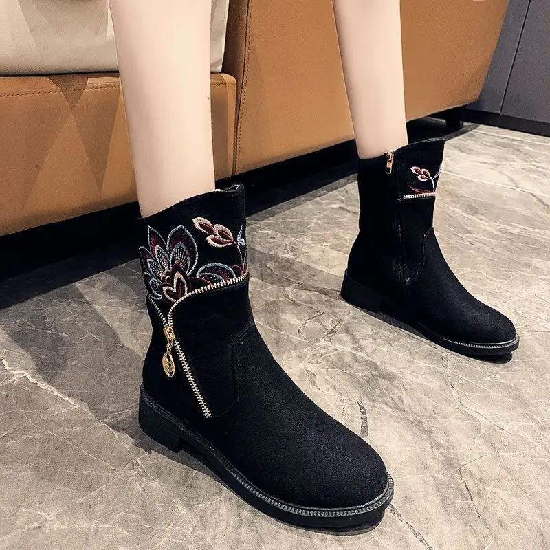 Fashion Elegant With Low Heels Women's Half High Boots Black Nationality Ladies Mid Calf Shoes Winter 2024 Novelty New Y2k Hot Fashion
