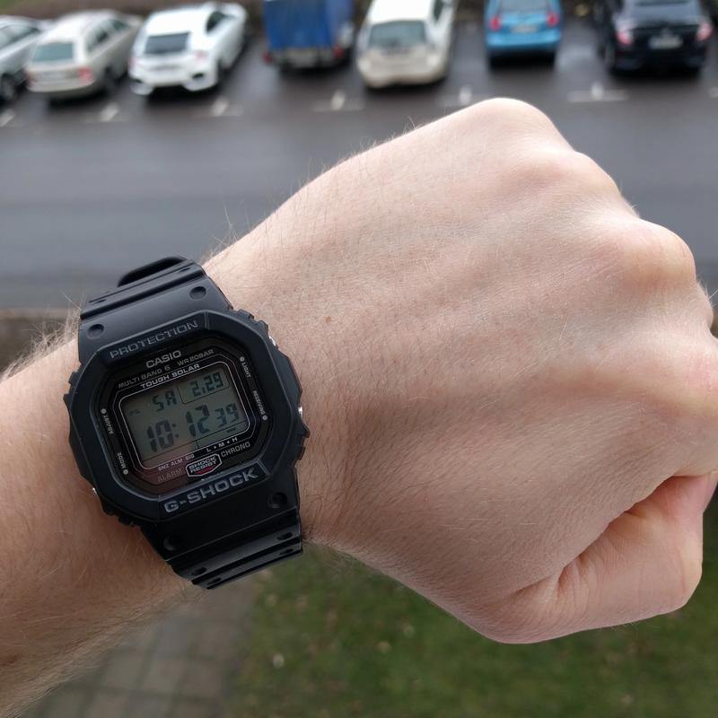 Casio G-Shock Solar Radio Fashion Trend LCD Display Sports Waterproof and Shockproof Solar Quartz Movement Resin Strap Japanese and Korean GW-5000-1JF