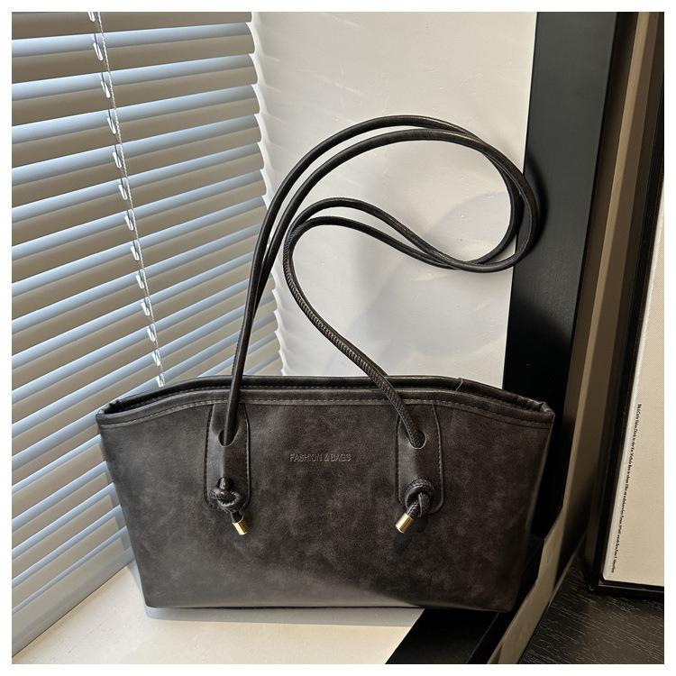 

High-end Quality Niche Tote Bag 2026 Fashi Single-shoulder Bag for Women, Large-capacity Tote Bag for Commuting чорний