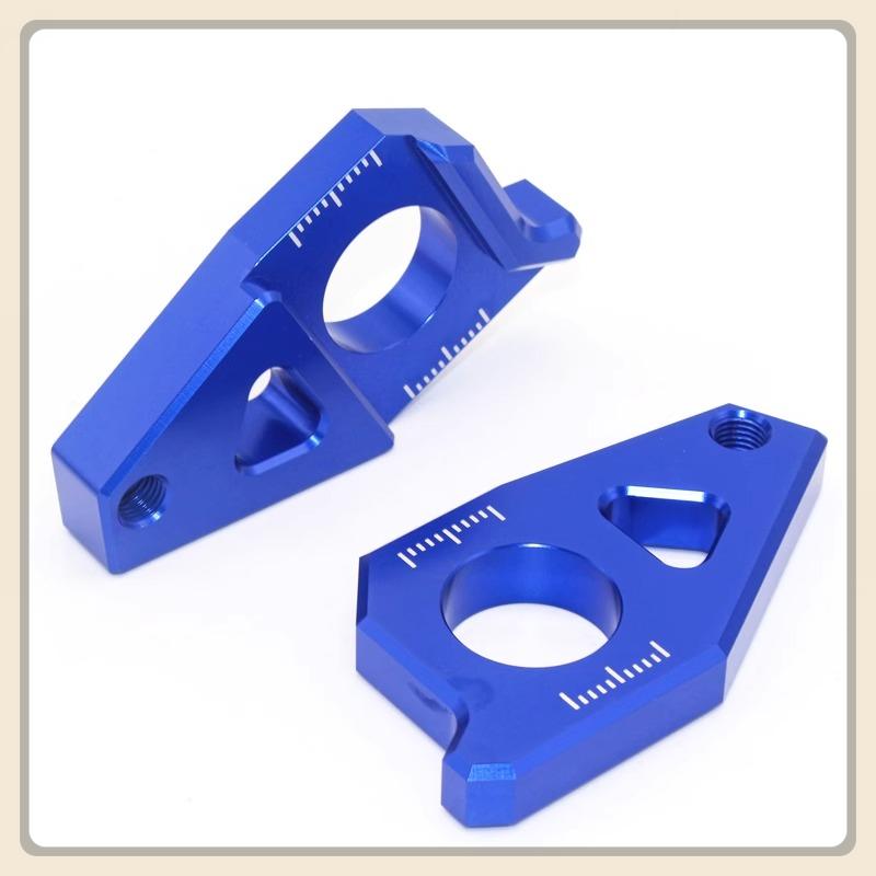 Motorcycle modification rear axle belt adjuster chain adjuster for Yamaha TMAX 530 DX SX 2012-16 FZ8 12-15 FZ1 06-15 YZF-R1 Blue 1 pair