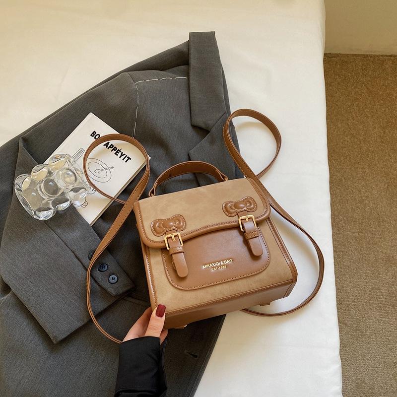 

Универсальный повседневный рюкзак в стиле колледжа, женский, осенне-зимний, новая модная дорожная модель, маленький рюкзак