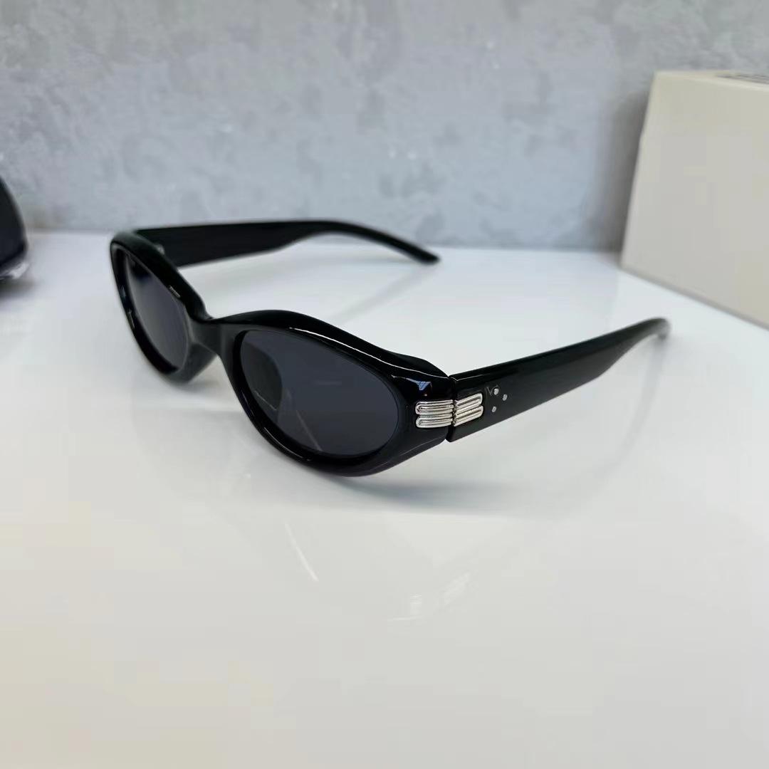 New Style Designer Sunglasses Cat Eye Shape UV400 Protection for Men Women High Quality Party Glasses