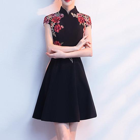Women Cheongsam Dress Half Turtleneck High Waist Above Knee Length Temperament Chinese Dress for Banquet