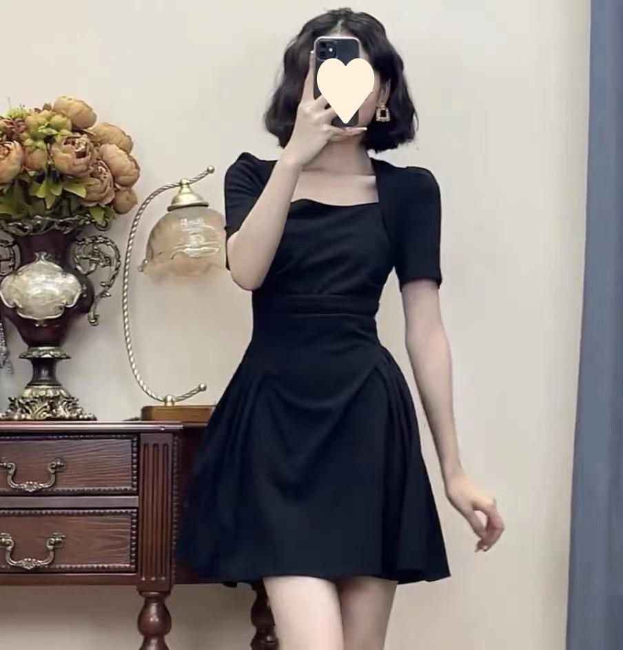 

Черное летнее платье большого размера Sweet & Spicy с квадратным воротником Large чёрный