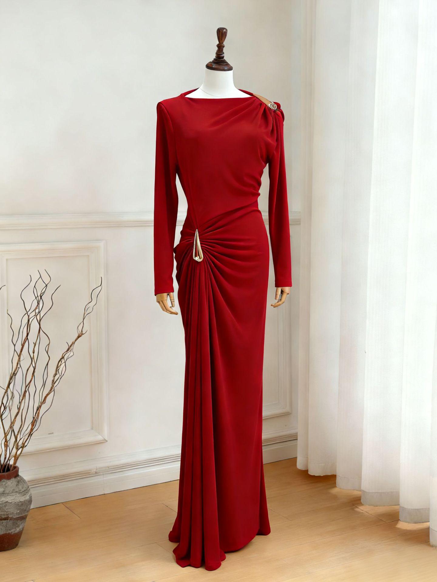 

European & American Niche Designer Slim-Fit Pleated Dress - Long Sleeve, Waist-Cinching, Multi-Color, In Stock L червоний