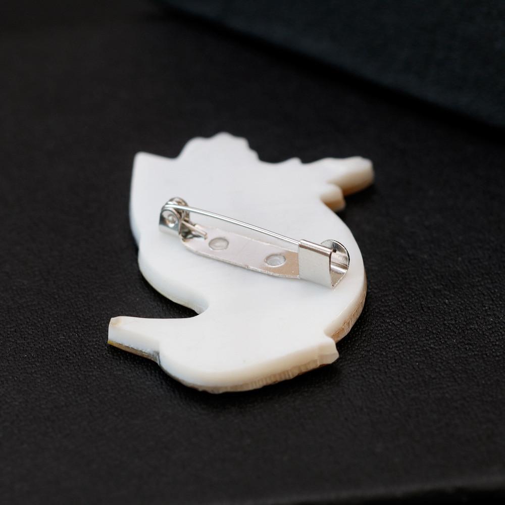 Vintage Small Bird Brooch With Shell Material For Womens Fashion Accessory