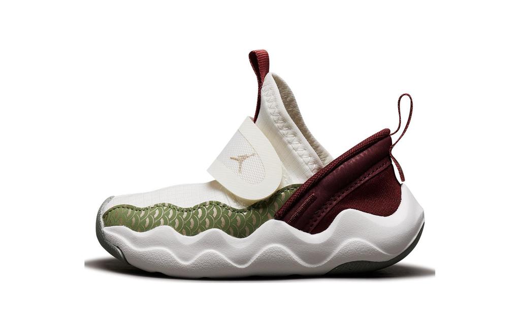 Air Jordan 23/7 TD 'Year of the Dragon'