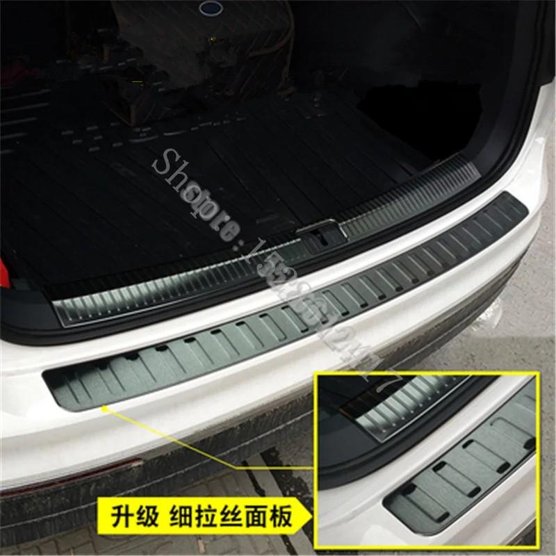 For VW Volkswagen Tiguan Mk2 2017-2024 Car Accessories Stainless Rear Trunk Bumper Protector Rear Scuff Plate Rear Door Sill