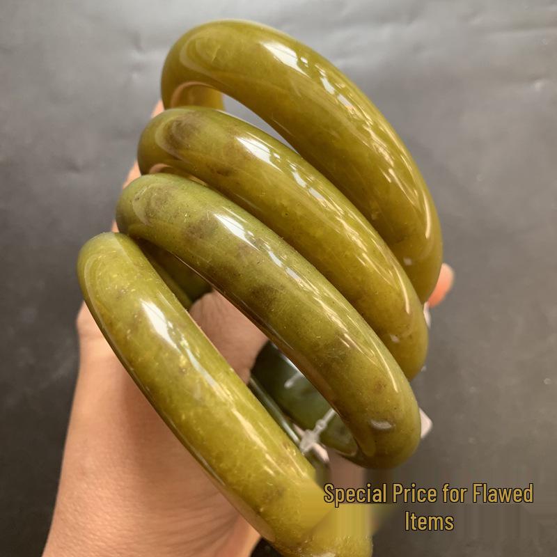 Flawed TXY16 Natural Xiuyan Jade Avocado Green Whitening Bracelet Size 62/63