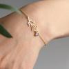 Pulseira Floral com Pedra de Nascimento Zircônia - Flor de Dezembro, Tema Zodiacal, Aço Titânio para Mulheres