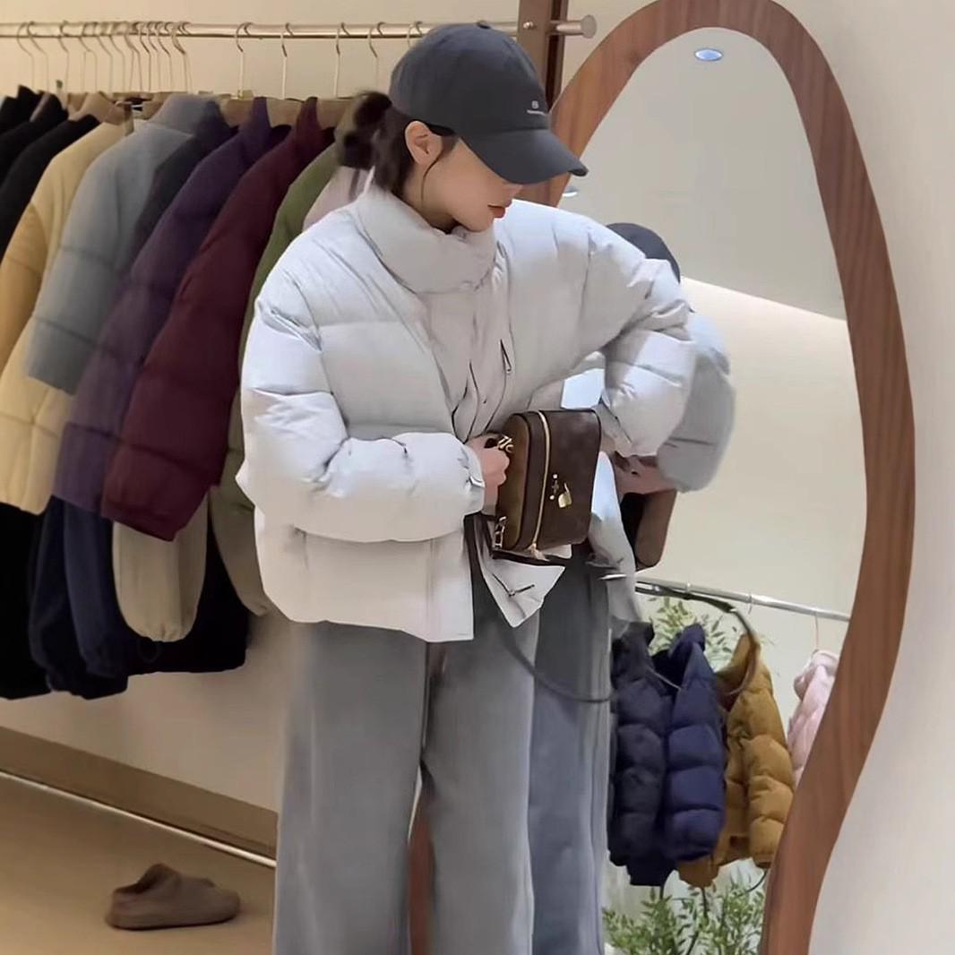 

Женская модная зимняя куртка из хлопка с пухом и воротником-стойкой 2024 года - Свободное, миниатюрное, универсальное и теплое пальто. XL светло-синий