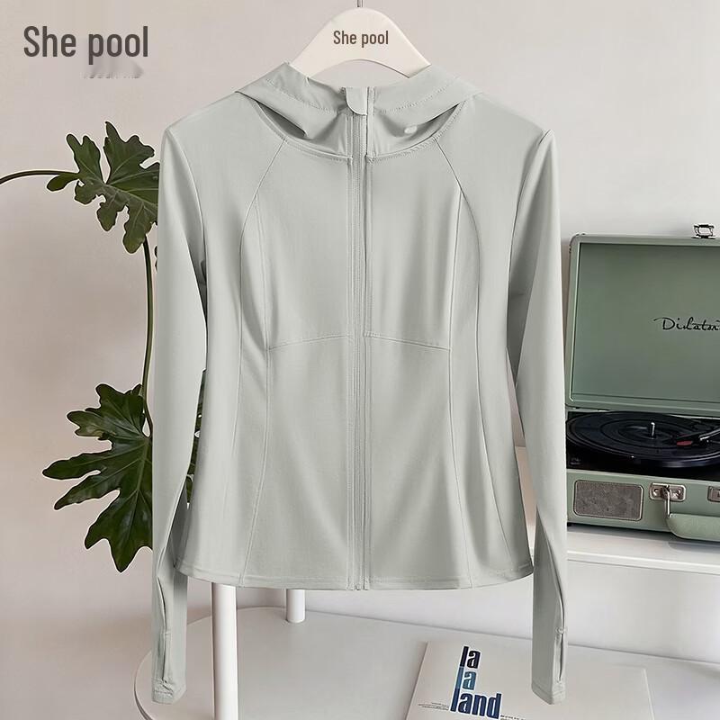 Women s Lightweight Hooded Sun Protective Jacket S