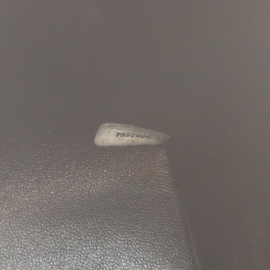 Chanel No. 5 Black Caviar GHardware Top Handle Handbag Handbag blackUsed