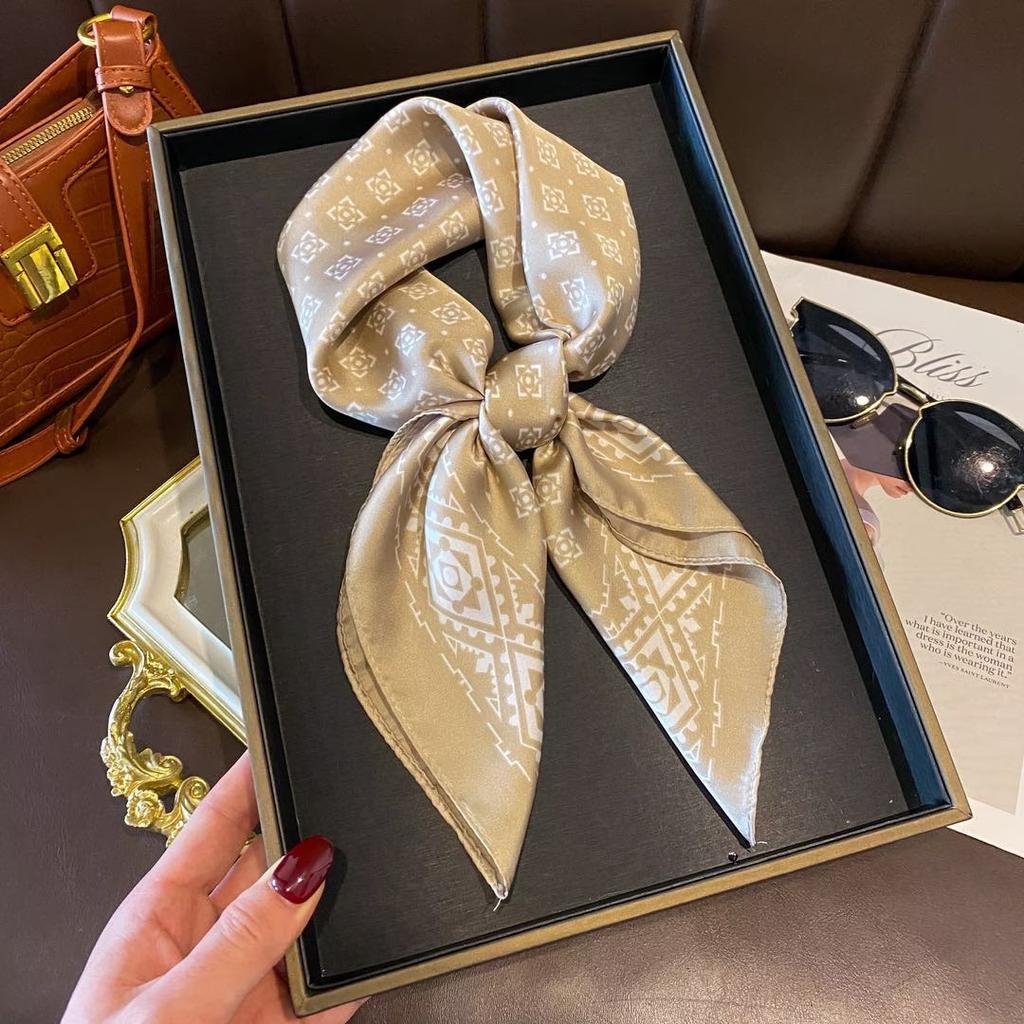 New small square scarf silk scarf women's summer versatile scarf headband silk scarf scarf temperament advanced neck protection spring and autumn thin