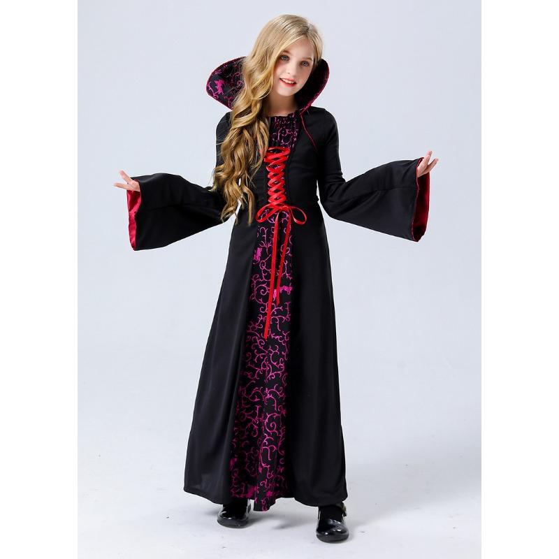 New Halloween girl role-playing movie, vampire costume