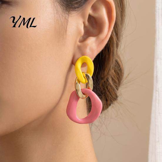 Multi Style Earring Variety Pack 4 Pairs Chunky Statement Earrings for Women, Geometric Hollow Chain, C-shape Boho Chic Jewelry Accessories