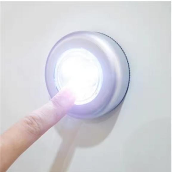 

Светодиодный ночник на батарейках, сенсорная лампа, наклеиваемая нажимная лампа для шкафов, шкафов или подсобных помещений, беспроводной сенсорный светильник серебряный