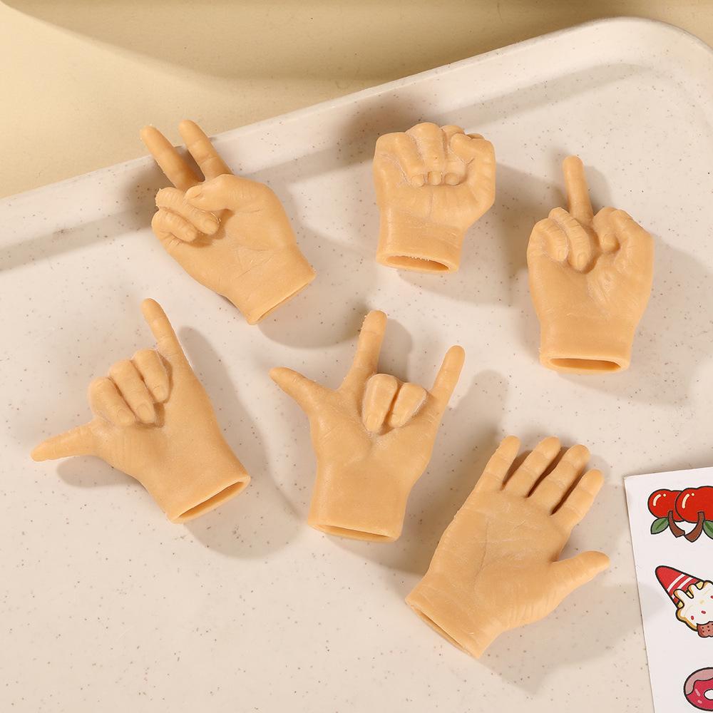 Influencer Mini Cat Teaser: Stretchable Six-Finger Prank Toy