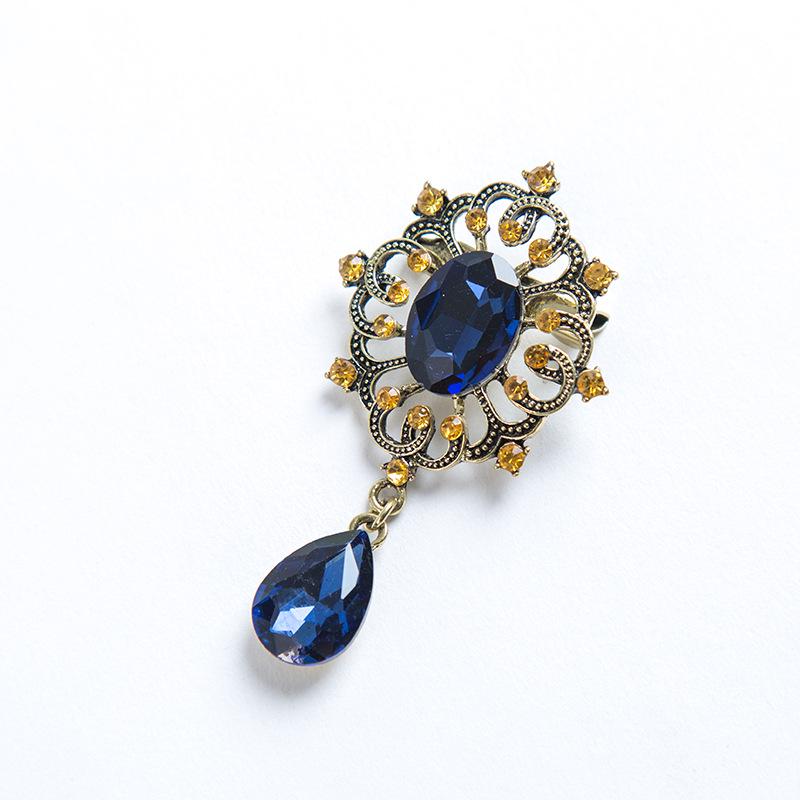 European and American Retro Diamond-Studded Crystal Brooch for Ladies
