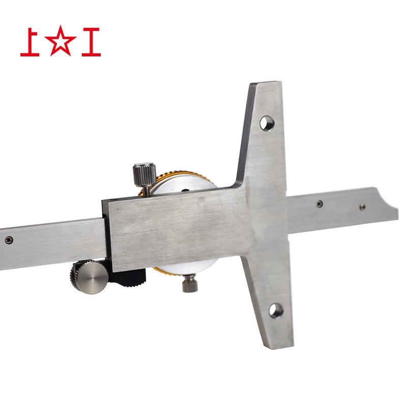 High-Precision Stainless Steel Dial Caliper 0-200mm, 0.02mm Accuracy