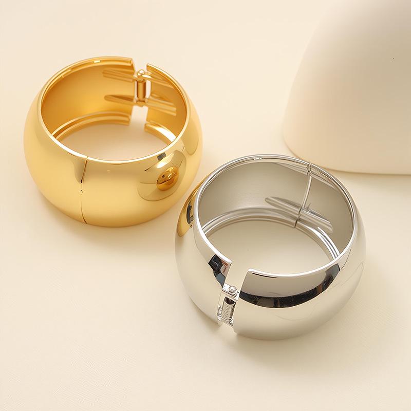 2025 Punk-Style Electroplated European & American Bracelet: Unique Contemporary Open Design