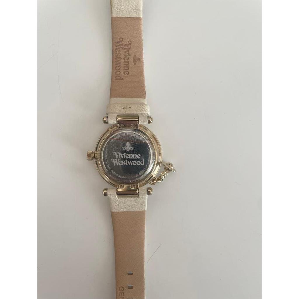 Used [Price reduction] Vivienne Westwood white leather watch