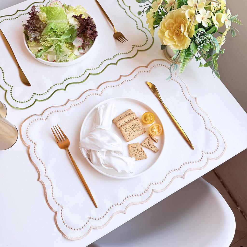 Embroidered Placemat Cream Style Retro Napkin Fabric Lace Insulation Mat Wedding Banquet Table Decoration Mat