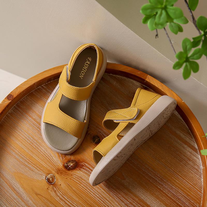 2025 New Flat Sandals Casual Velcro Two Wear Beach Shoes Women's Vintage Comfortable Student Roman Sandals