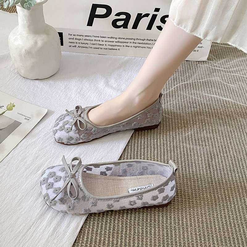 Gentle Single Shoes for Women with Outer Shoes 2025 New Summer Mesh Breathable One Pedal Soft Sole Old North Cloth Shoes for Women