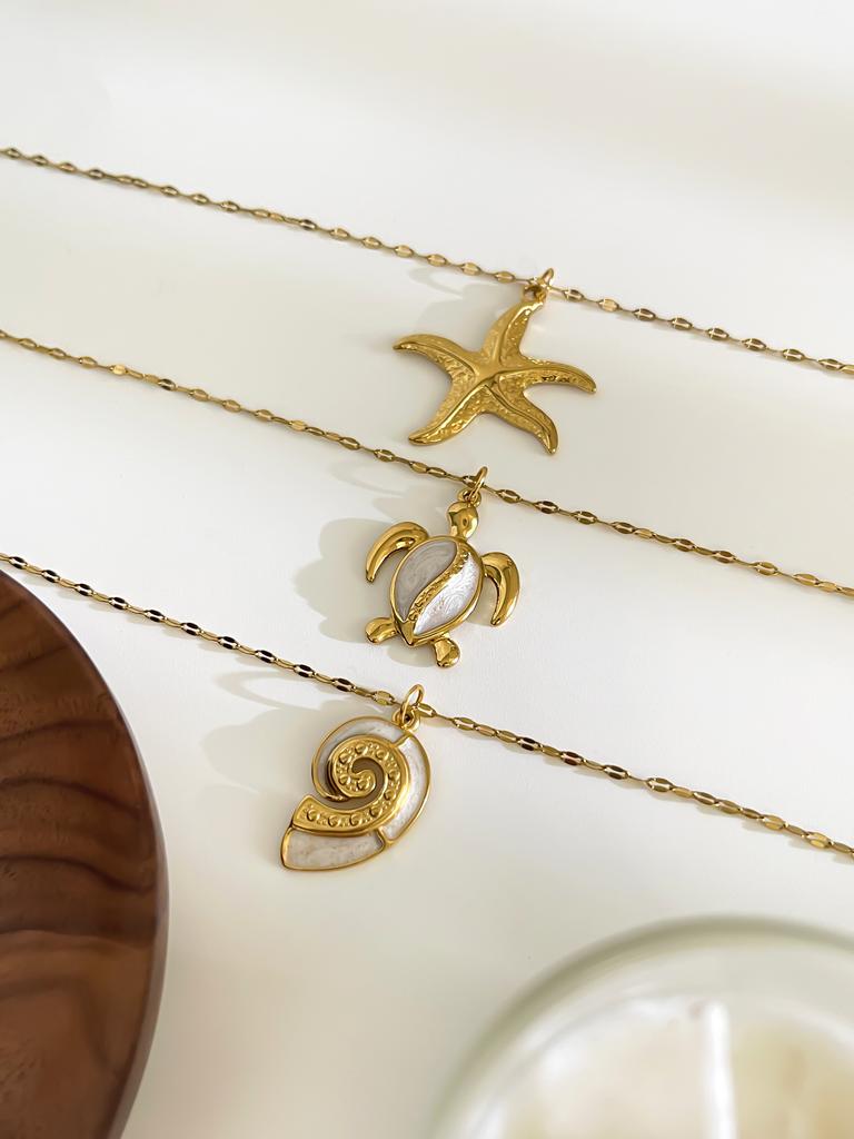 Elegant Fashion White Enamel Turtle Conch 18K Gold Plated Big Starfish Pendant Necklace for Women Party Daily Jewelry
