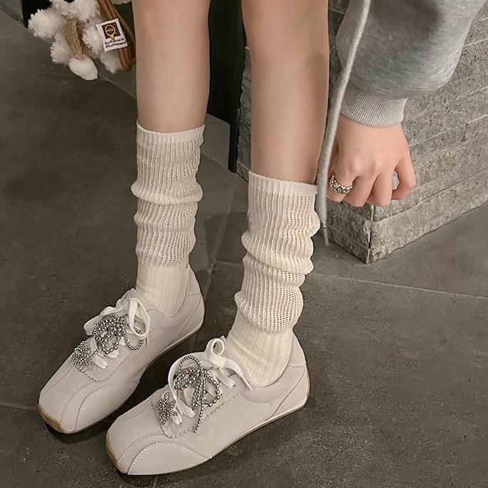 Autumn and Winter New Niche Casual Matte Leather Forrest Gump Shoes Retro Square Head Pearl Bow Casual Moral Training Shoes Women